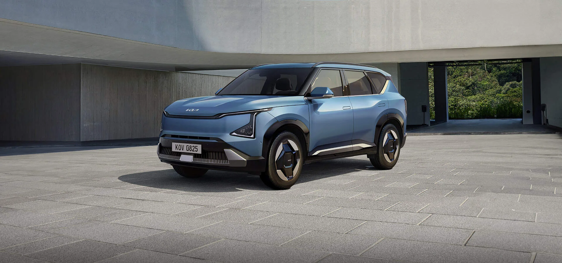 ev5-25my-kv-pc.webp
