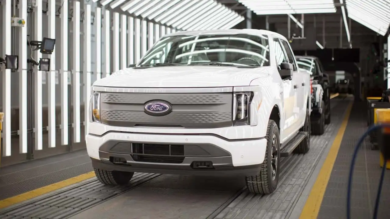 ford-f-150-lightning-leaving-assembly-line.webp
