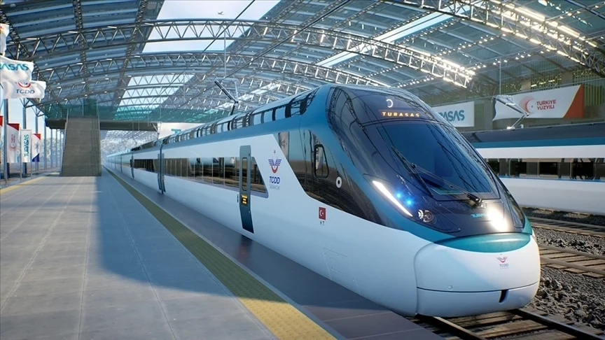 turkiye-nin-ilk-milli-hizli-treni-cuma-gunu-raylara-in202812_0.webp