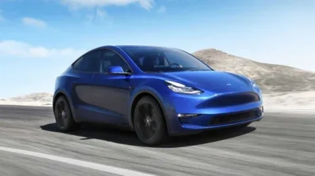 b_2023-tesla-model-y-standart-4x2-11.webp