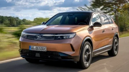 b_2025-opel-grandland-elektrik-210-hp-gs-4x2-15.webp