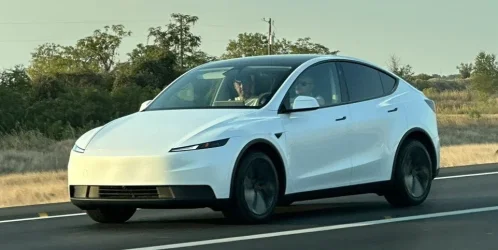 uygun-fiyatli-tesla-model-y-yolda-goruntulendi-daha-sade-ve-ucuz196878_0.webp uygun-fiyatli-tesla-model-y-yolda-goruntulendi-daha-sade-ve-ucuz196878_0.webp