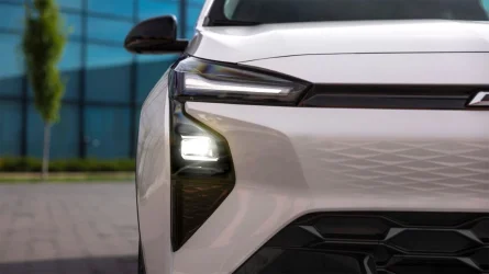 2027-chevrolet-bolt-teaser-4.webp 2027-chevrolet-bolt-teaser-4.webp