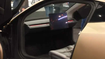 tesla-cybercab-la-auto-show-2024 (1).webp tesla-cybercab-la-auto-show-2024 (1).webp