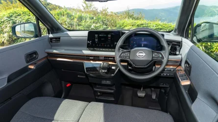 nissan-ao-solar-extender (3).webp