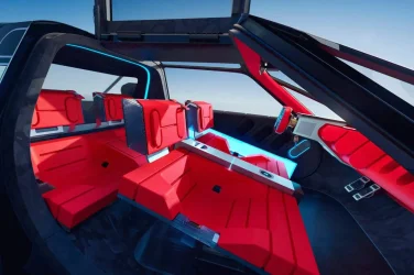 peugeot-concept-bev-polygon-5-1400x933.webp