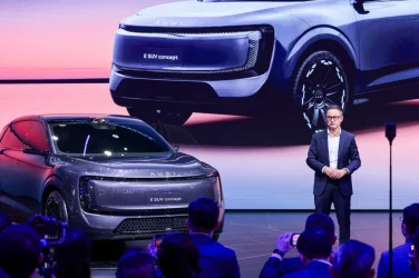 audi-e-suv-5-cropped-1400x933.webp